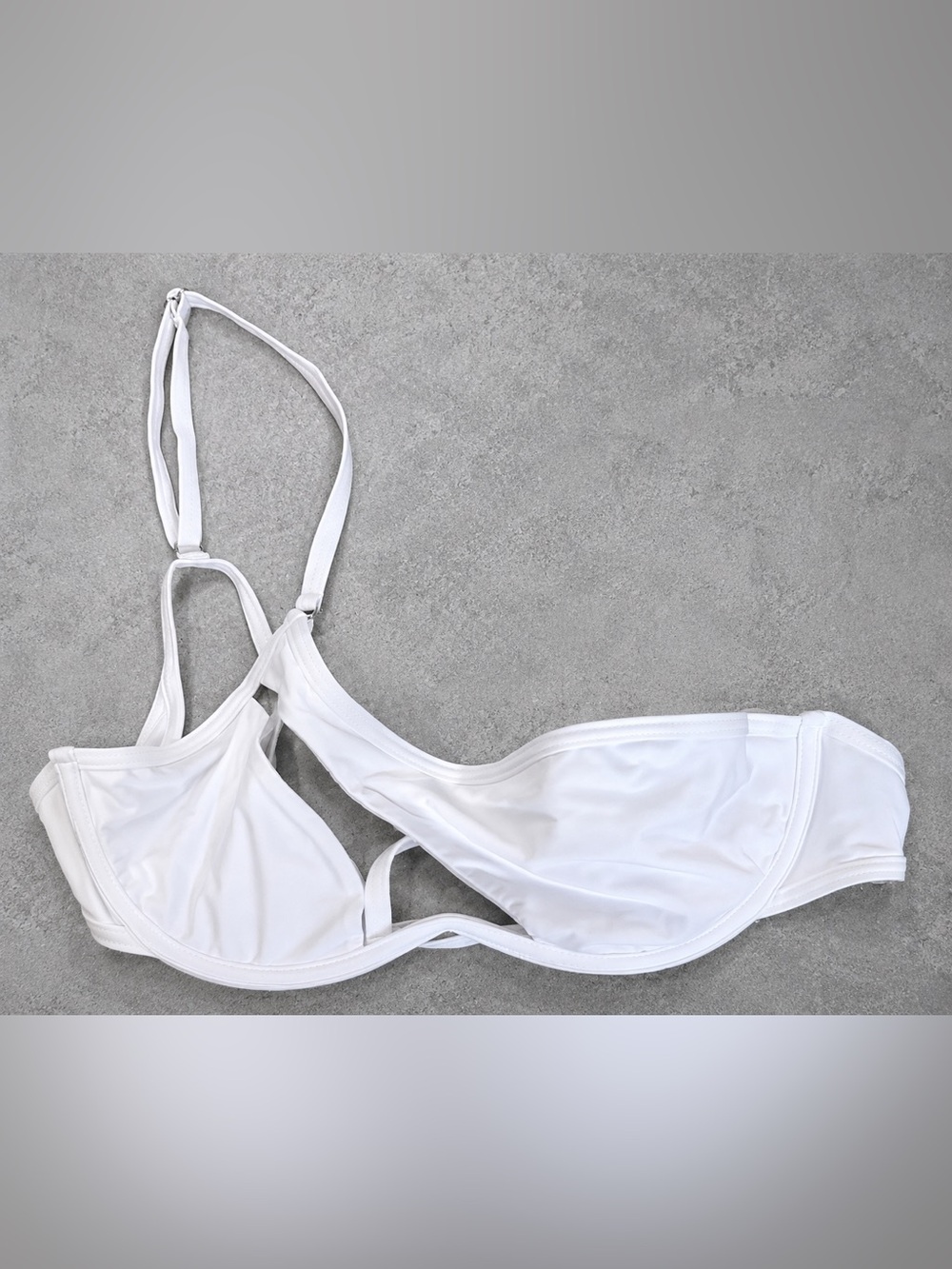 Hot Miami Styles White Women's Swim Bikini Top